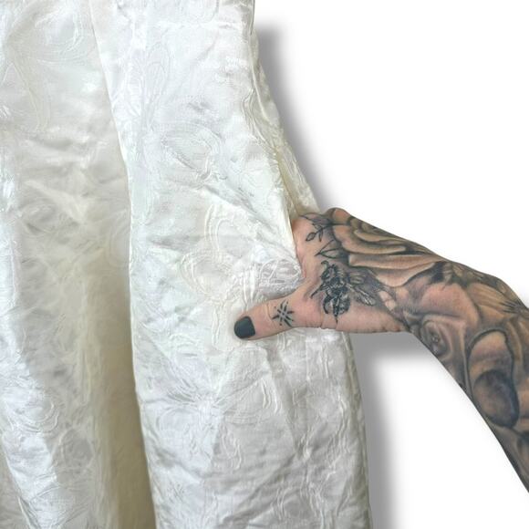 Lulus NWOT Meet For Tea White Woven Jacquard Corset Bustier Midi Dress Small - Picture 7 of 11